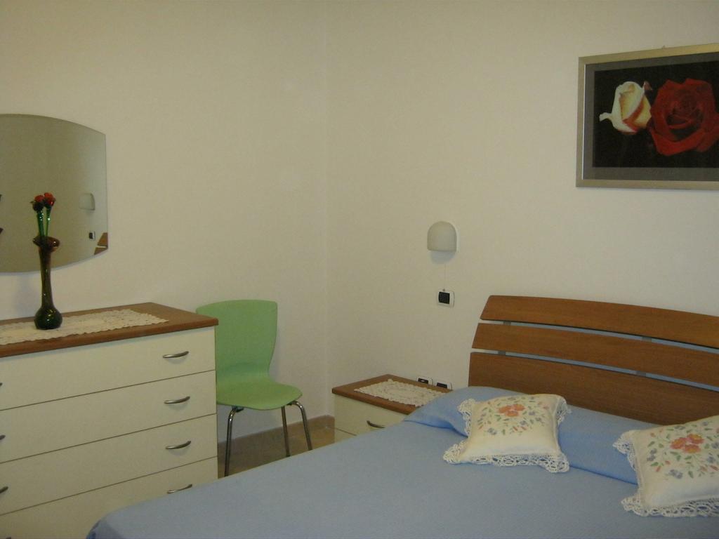 Verde Mare "Appartamenti Per Vacanze" Tortoreto Habitación foto